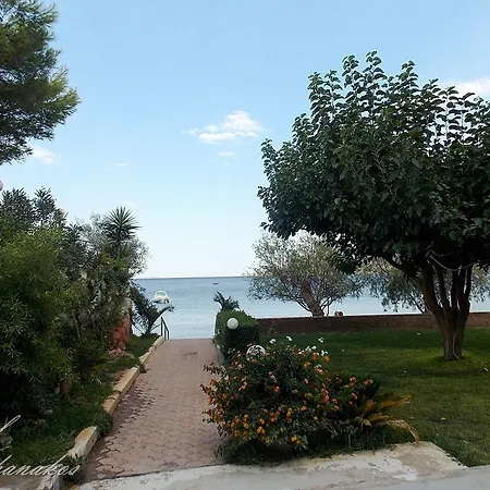 Hotel Kakanakos 3*