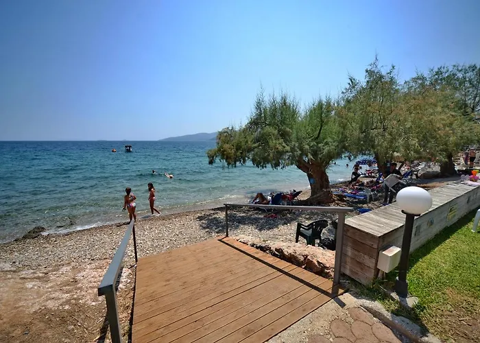 Kakanakos 로우트라 오라이아스 엘레니스